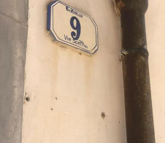 Via Scappini Apartmán