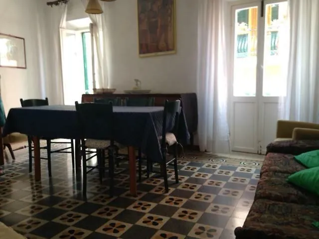 Via Scappini Διαμέρισμα